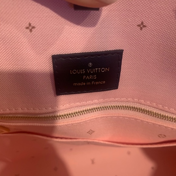 Louis Vuitton Onthego MM - Picture 5 of 9